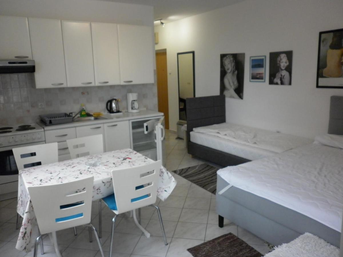 Apartment Antoncic Dramalj Esterno foto